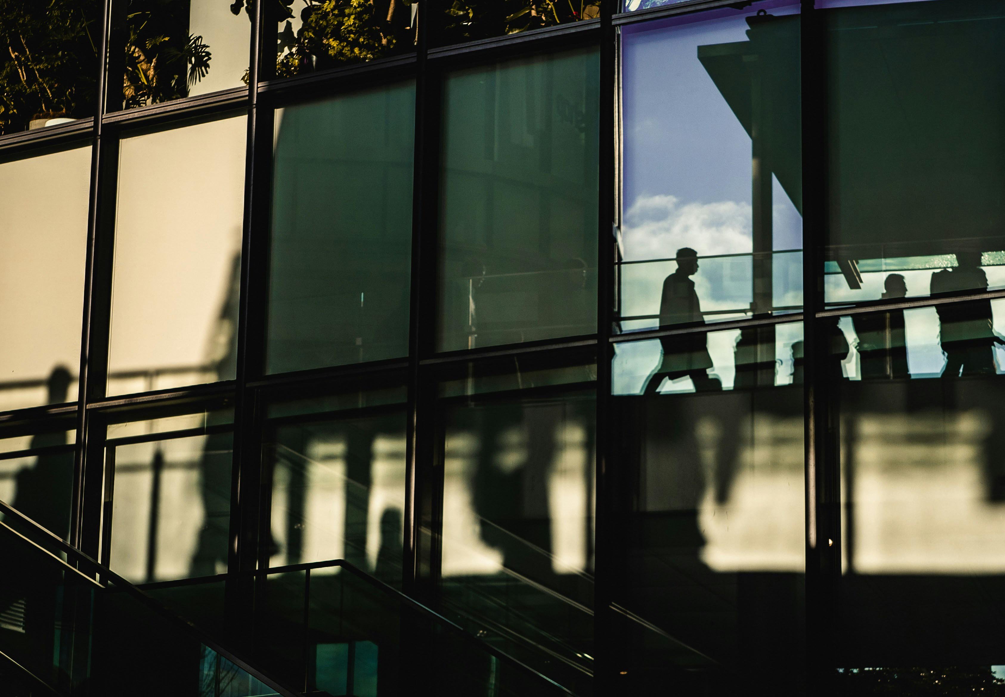 S-RM - D&I - Corporate Investigations - Hero