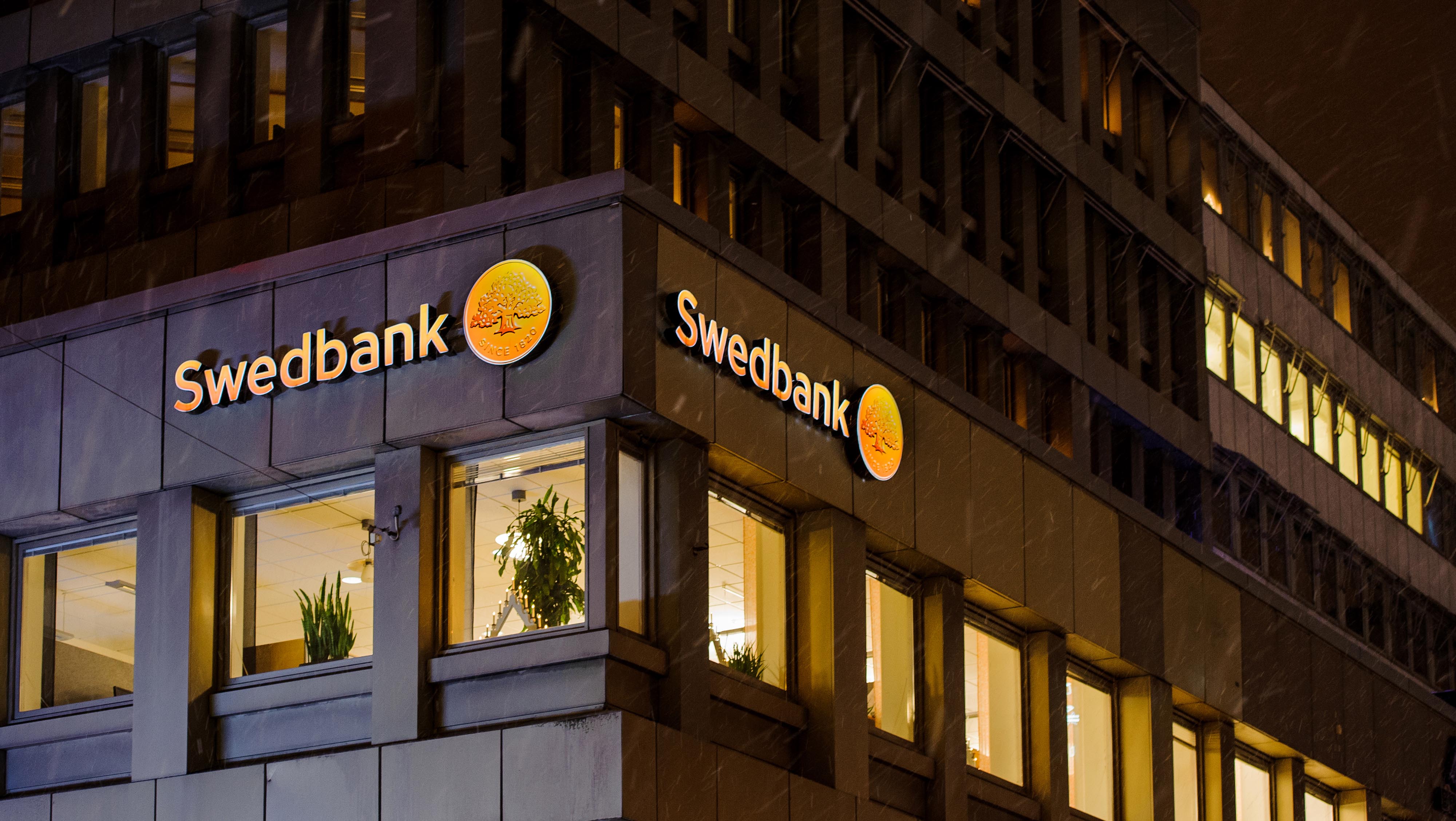 Red Flag Bulletin | October 2024 | Former CEO of Swedbank sentenced for  gross fraud